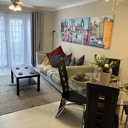 Cosy Corner - 2 Beds, Free Parking, Next To Southampton General Hospital 빌라 외부 사진