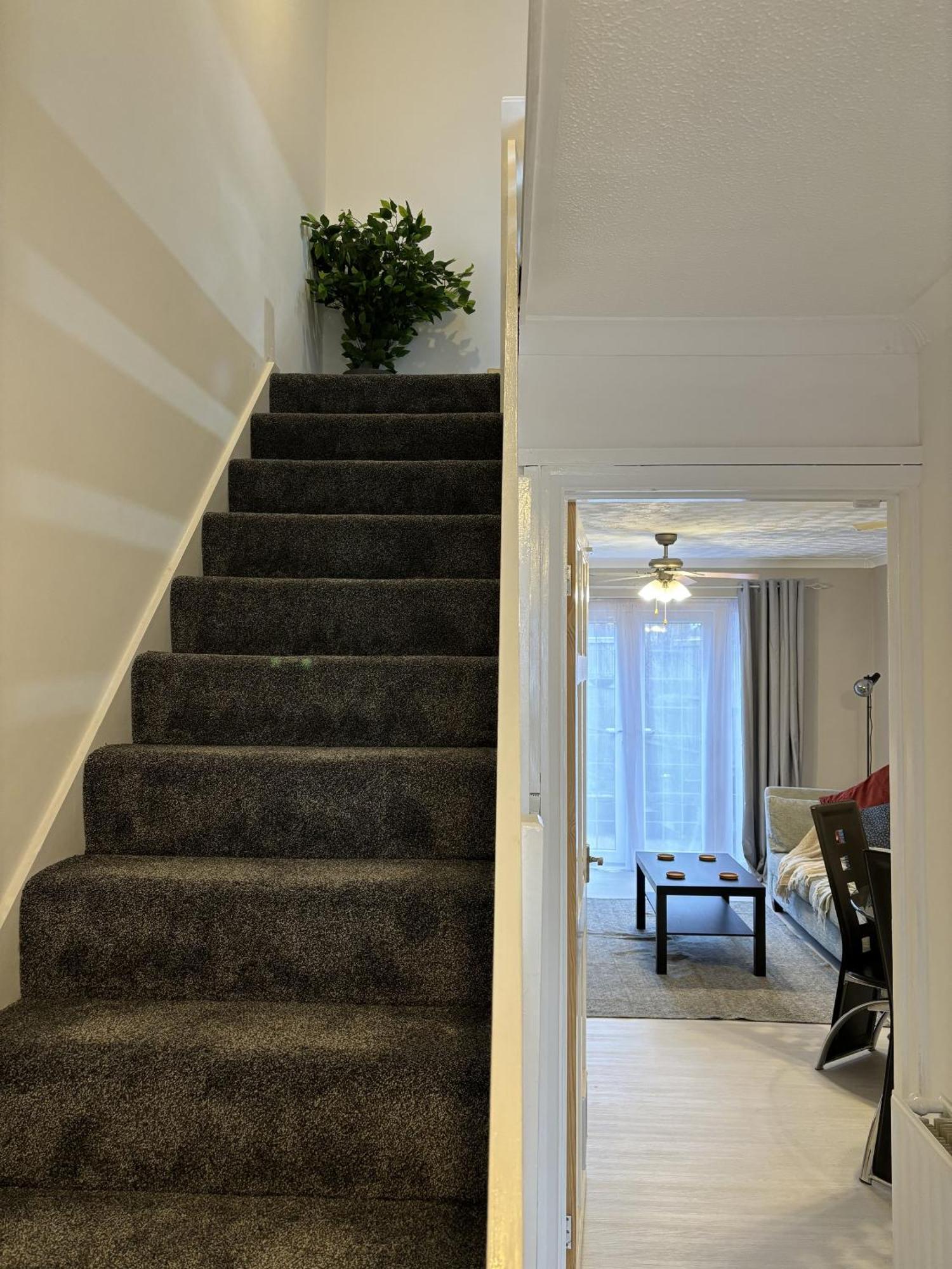 Cosy Corner - 2 Beds, Free Parking, Next To Southampton General Hospital 빌라 외부 사진